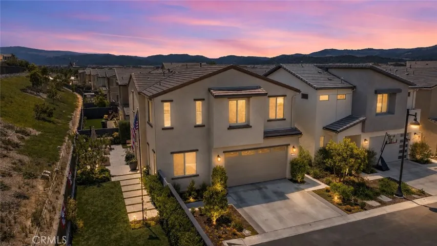 3372 Ivy Way - Virtually Enhanced