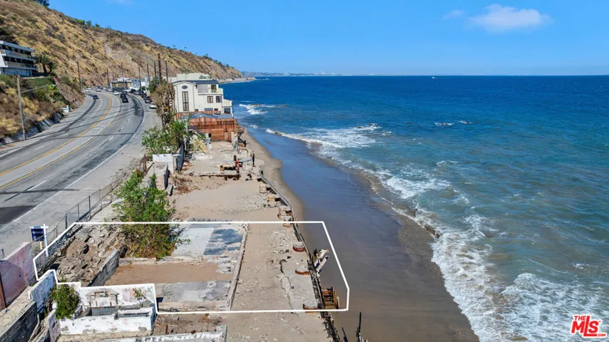 20812 Pacific Coast Highway, Malibu, California 90265