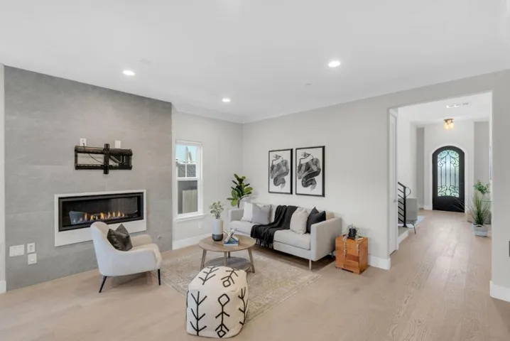 1643 Monroe, Santa Clara, California 95050