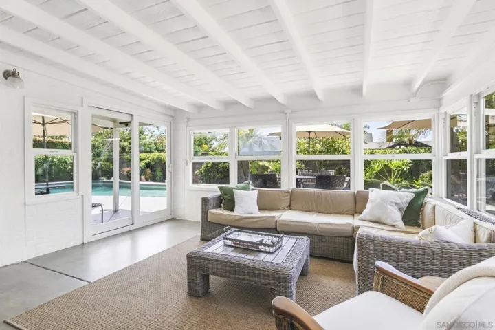 6214 Lake Lucerne Dr, San Diego, California 92119