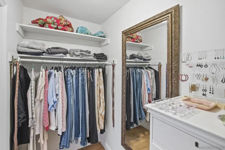 6214 Lake Lucerne Dr, San Diego, California 92119