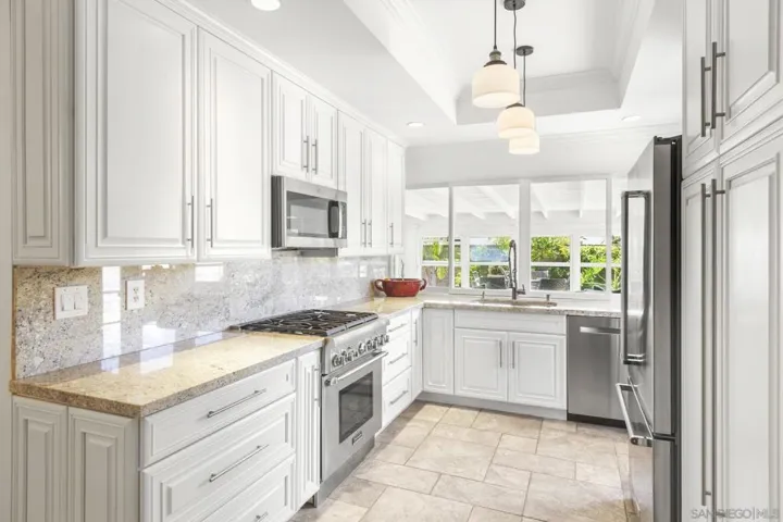 6214 Lake Lucerne Dr, San Diego, California 92119