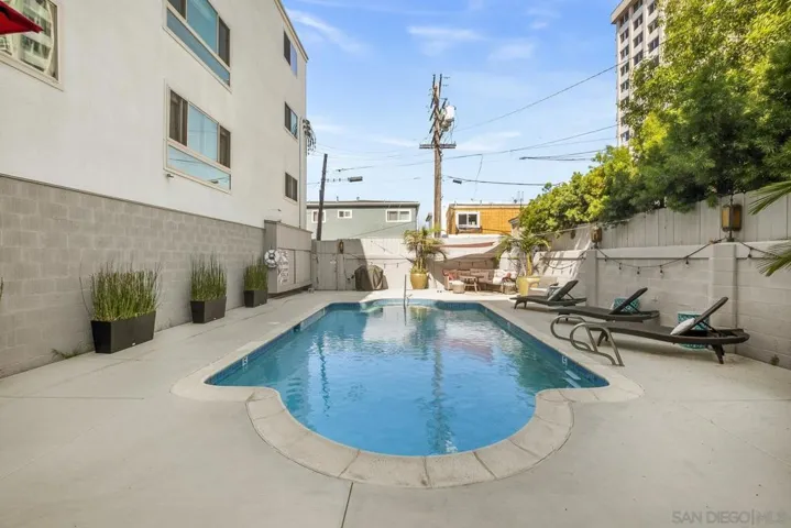 140 Walnut Ave 2a, San Diego, California 92103