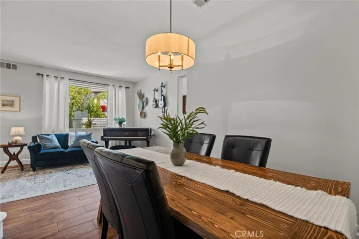 28356 Santa Rosa, Saugus, California 91350