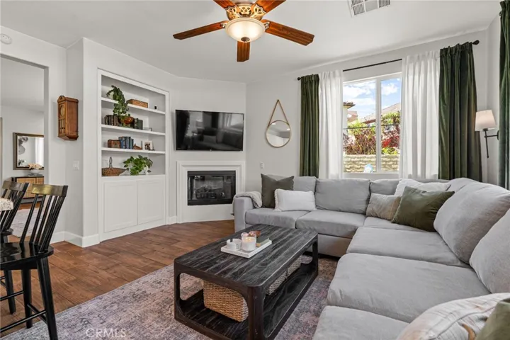 28356 Santa Rosa, Saugus, California 91350