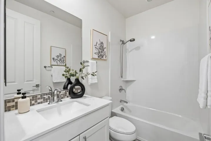 541 San Marcos Terrace 2, Sunnyvale, California 94085