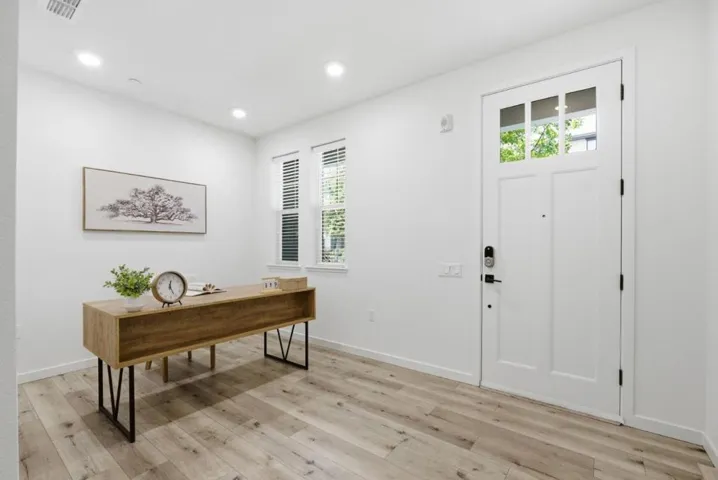 541 San Marcos Terrace 2, Sunnyvale, California 94085