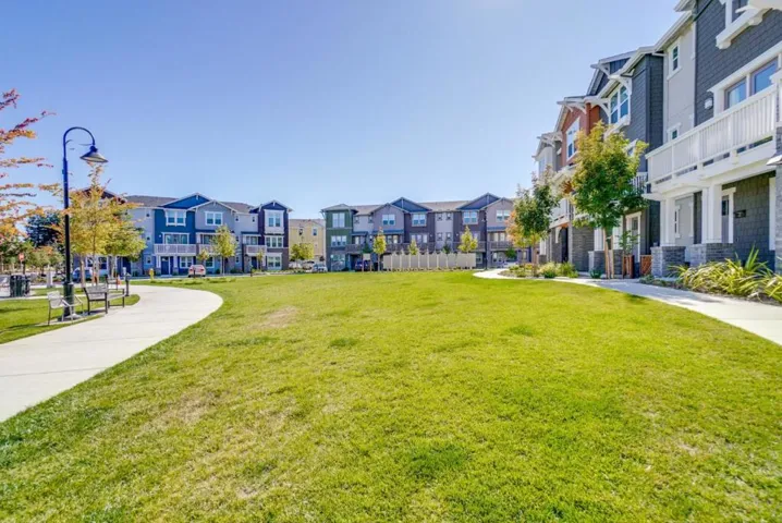 541 San Marcos Terrace 2, Sunnyvale, California 94085