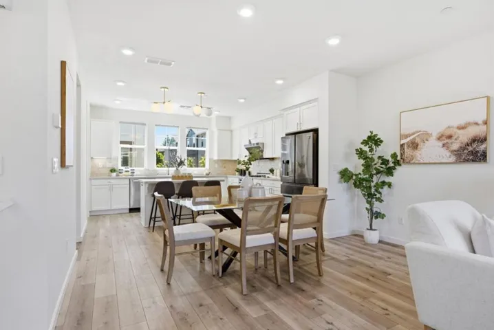 541 San Marcos Terrace 2, Sunnyvale, California 94085