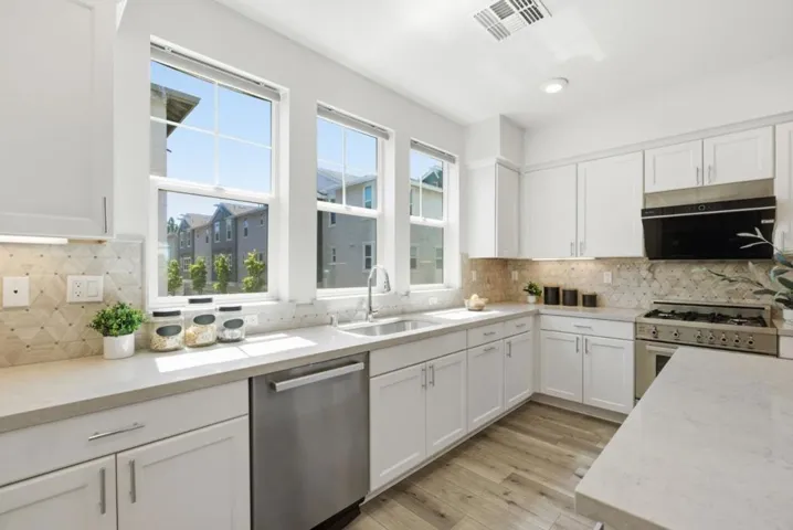 541 San Marcos Terrace 2, Sunnyvale, California 94085