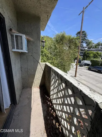 balcony
