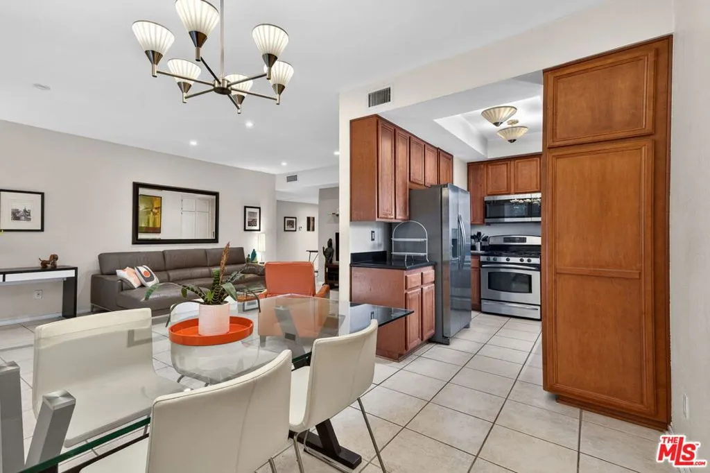 Dining/Liv Rm/Kitchen