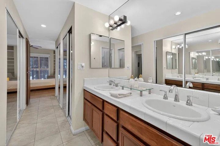 En Suite Bathroom