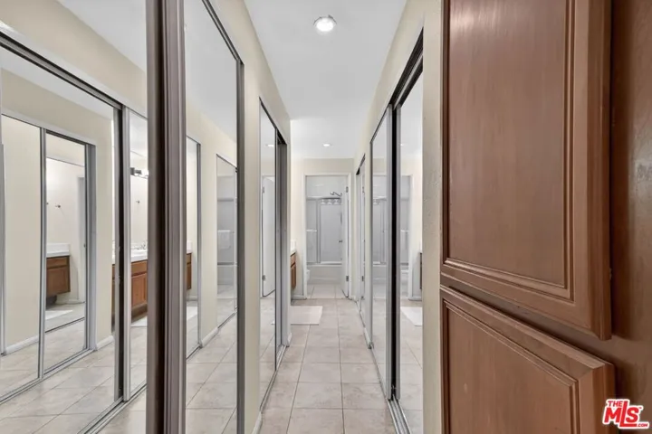 Primary Bedroom Hallway w/ Clo