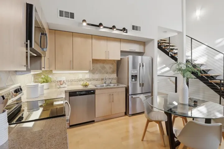 88 Bush Street 2123, San Jose, California 95126