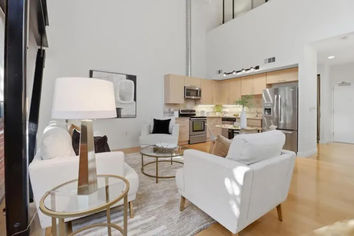 88 Bush Street 2123, San Jose, California 95126