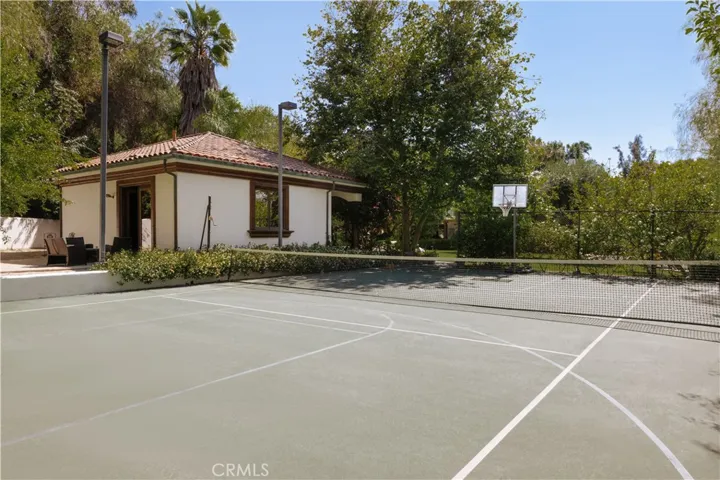 17984 Boris Drive, Encino, California 91316
