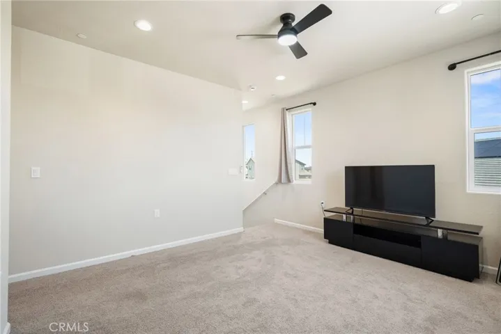 2203 N Laverne, Fresno, California 93727