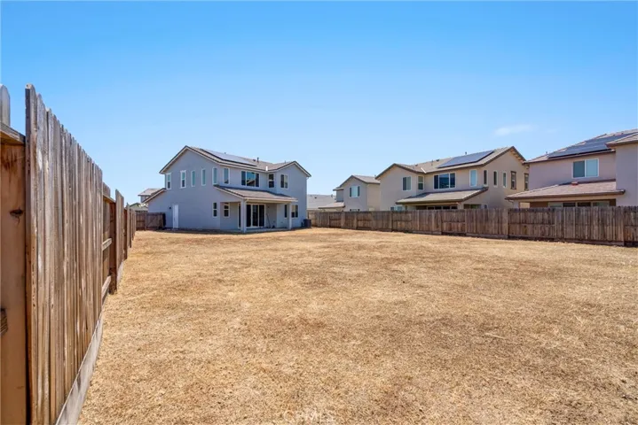 2203 N Laverne, Fresno, California 93727