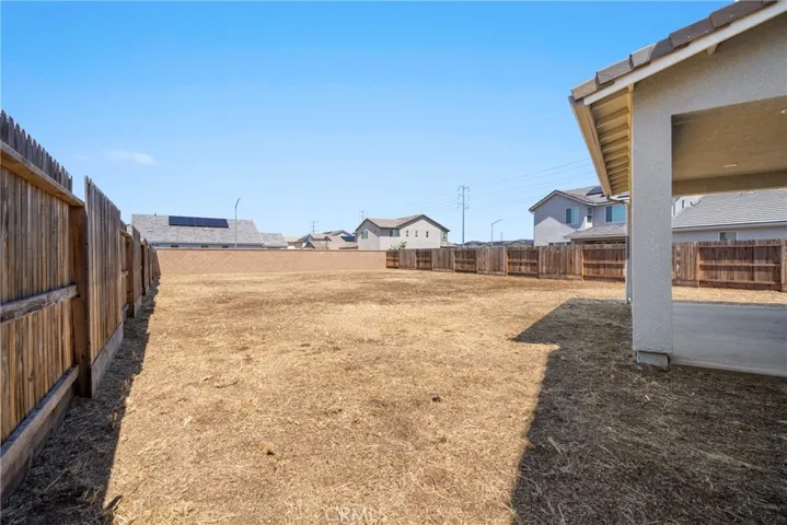 2203 N Laverne, Fresno, California 93727