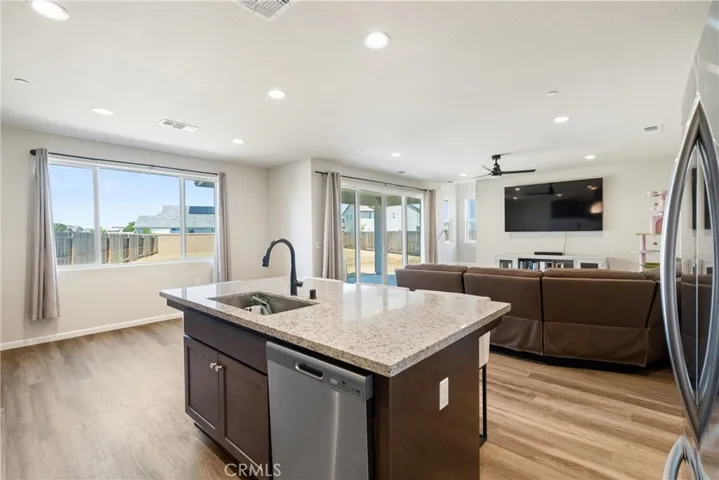 2203 N Laverne, Fresno, California 93727