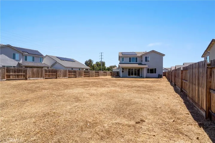 2203 N Laverne, Fresno, California 93727