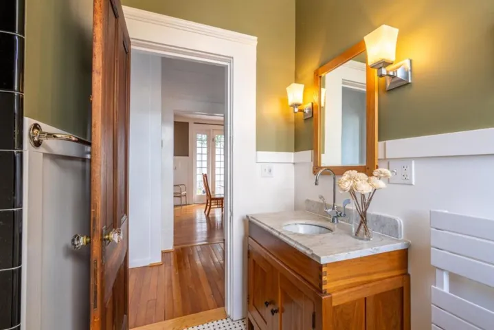 135 5th Street, Pacific Grove, California 93950