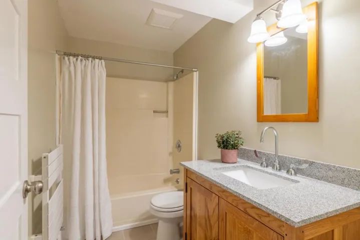 135 5th Street, Pacific Grove, California 93950