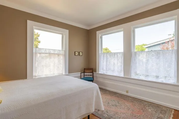 135 5th Street, Pacific Grove, California 93950