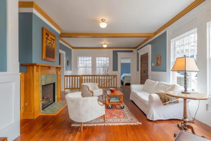 135 5th Street, Pacific Grove, California 93950