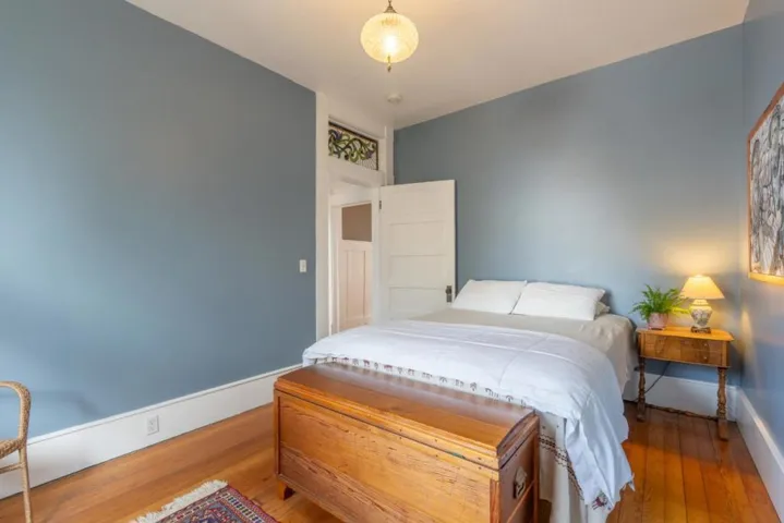 135 5th Street, Pacific Grove, California 93950