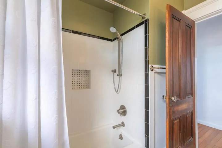 135 5th Street, Pacific Grove, California 93950