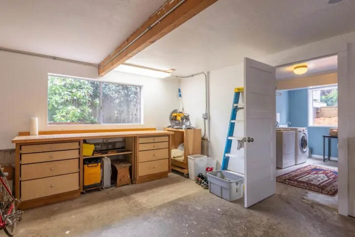 135 5th Street, Pacific Grove, California 93950