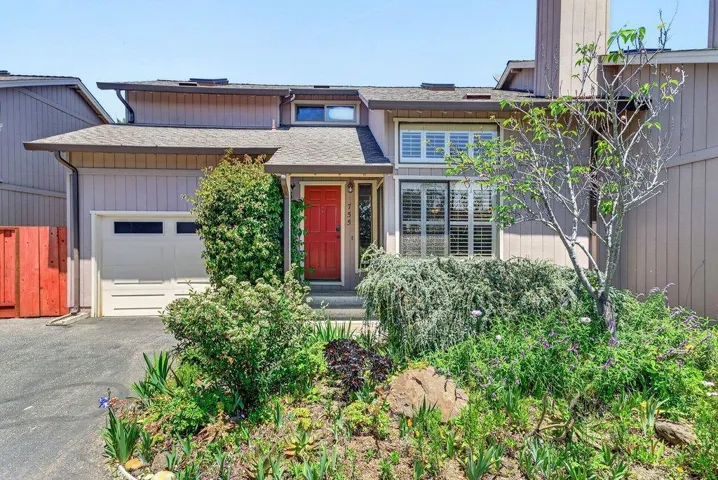 755 7th Avenue, Santa Cruz, California 95062