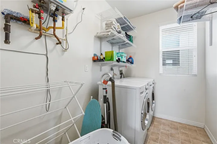 12001 Jackson Square Court, Hawthorne, California 90250