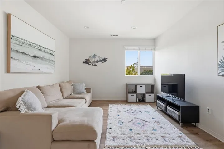 12001 Jackson Square Court, Hawthorne, California 90250
