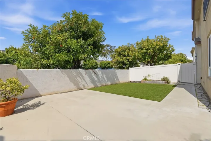 12001 Jackson Square Court, Hawthorne, California 90250