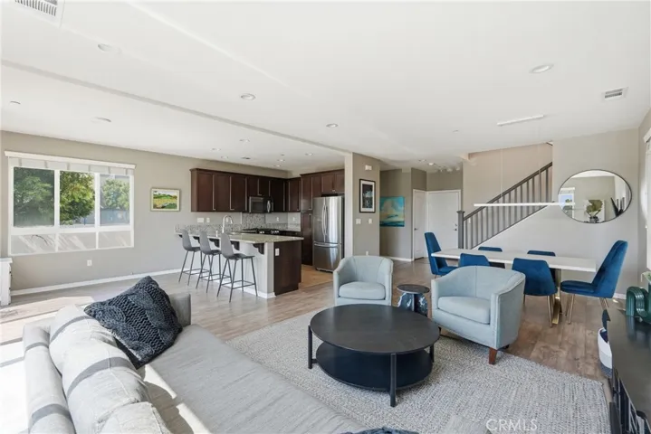 12001 Jackson Square Court, Hawthorne, California 90250