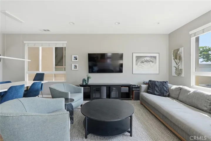 12001 Jackson Square Court, Hawthorne, California 90250