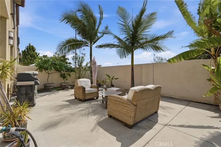 12001 Jackson Square Court, Hawthorne, California 90250