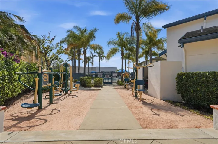 12001 Jackson Square Court, Hawthorne, California 90250