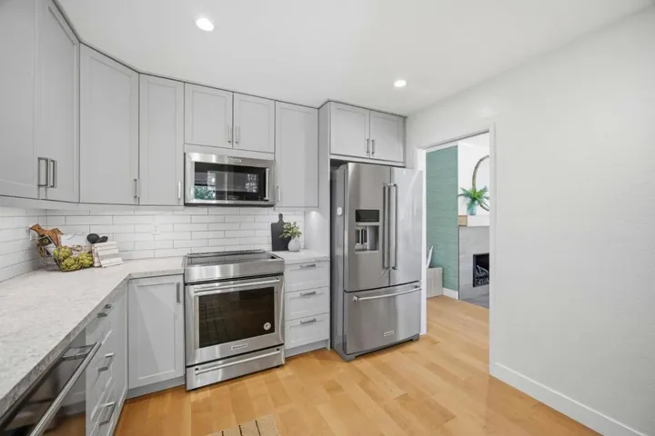8 Calypso Lane, San Carlos, California 94070