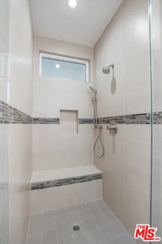 31 Breeze Avenue A, Venice, California 90291