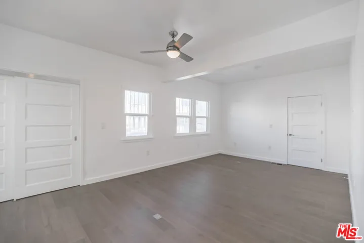 31 Breeze Avenue A, Venice, California 90291