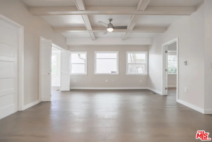 31 Breeze Avenue A, Venice, California 90291