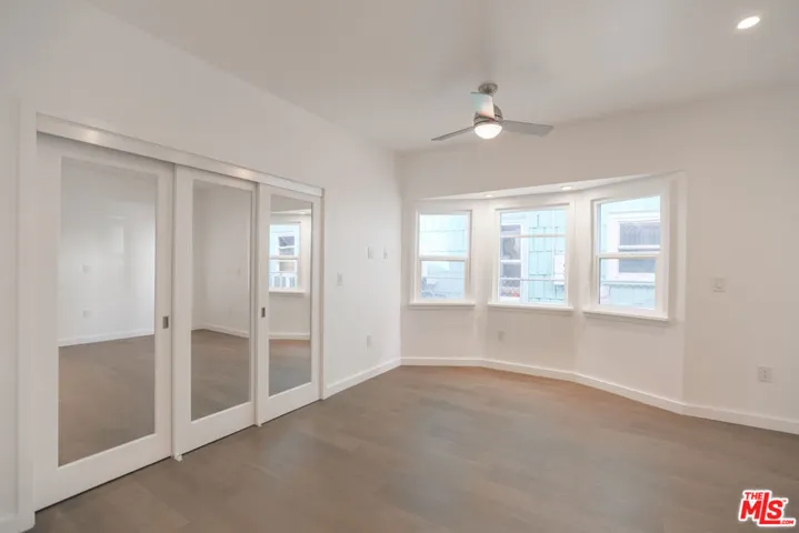 31 Breeze Avenue A, Venice, California 90291