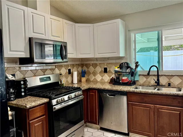 38229 Mentor Court, Palmdale, California 93550