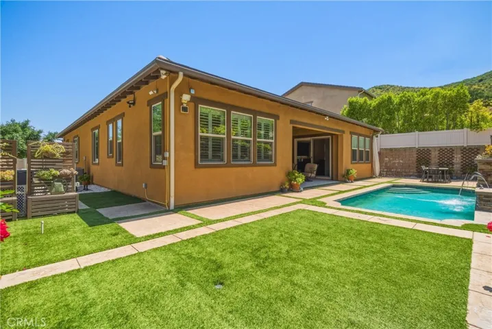 4977 Hydepark Drive, Agoura Hills, California 91301