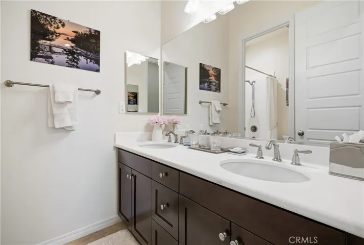 Guest Full Bath