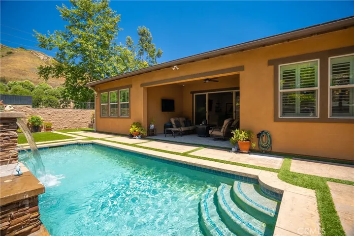 4977 Hydepark Drive, Agoura Hills, California 91301